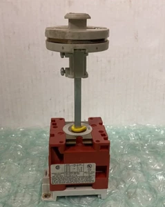 MARCO  EEC AEG ED1-3D3SD8-RG Emergency Disconnect Switch 31990755 - Picture 1 of 4