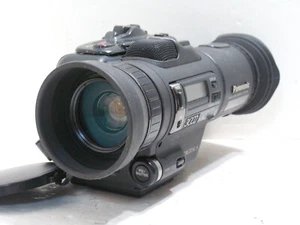 *RARE* Panasonic PV-DV1000 DV1000D Digital 6 3CCD Mini DV Professional Camcorder - Picture 1 of 13