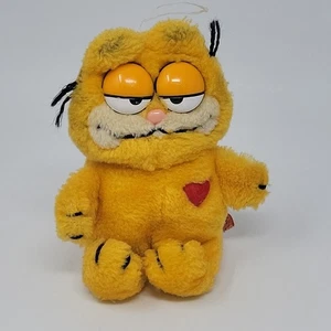 United Syndicate 1981 Garfield Heart Plush Stuffed Animal 7 Inches - Picture 1 of 10