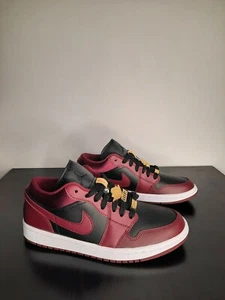 Air Jordan Retro 1 Low SE DB6491-600 Beetroot Women size 7 - Picture 1 of 5