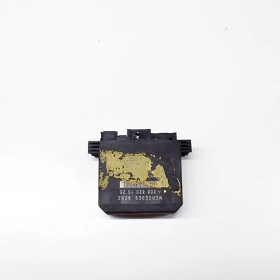 Centralina porta anteriore sinistra MERCEDES-BENZ CLK C208 A2088201326 - Immagine 1 di 4