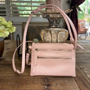 Small Blush Pink Crossbody Purse - Picture 1 of 8