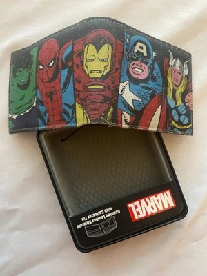 Marvel Comics Captain America Avengers Spiderman Bifold Wallet Collector Tin - Image 1 of 3