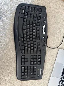 Microsoft Comfort Curve Ergonomic Keyboard 2000 v1.0 KU0459 Wired Tested Used - Picture 1 of 12