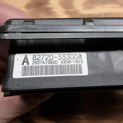 12 13 14 15 16 17 TOYOTA CAMRY JUNCTION BLOCK FUSE BOX MODULE 82720-33220A USED - Image 1 of 4