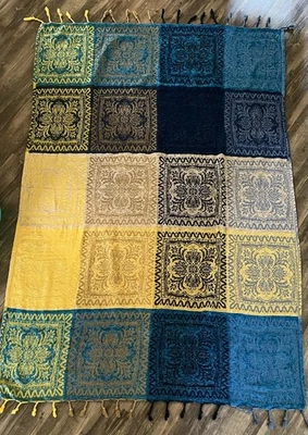 Manta Boho Chenille con Borlas 50 x 70 Muy Suave y Acogedora Foto 1 de 4