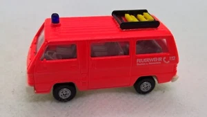 Autobús Rietze 1:87 Mitsubishi L 300 I rojo brillante bomberos rayos + protección respiratoria (12 - Imagen 1 de 3