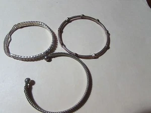 3 VINTAGE bracelets - 1 silvertone, 1 pink w/peace signs, 1 stretchy rhinestone - Picture 1 of 7