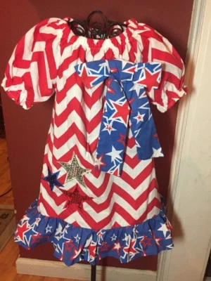 Boutique Girls Talla Vestido 2T Volantes Chevron Patriótico 4 de Julio LN! Foto 1 de 4