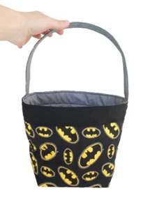 Handgefertigtes gestepptes Osterkörbchen im Batman-Motiv - gefüttert - waschbar - Bild 1 von 5