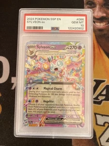 2024 POKEMON SSP EN SYLVEON EX #086 PSA 10 GEM MINT - Bild 1 von 2