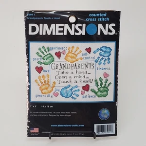 Mini kit de punto de cruz ~ huellas de manos de los abuelos tocan un corazón #65011 - Imagen 1 de 4