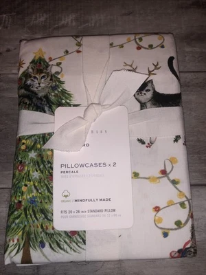 Conjunto de 2 fronhas padrão Natal 100% algodão Pottery Barn Festive Cats - Imagem 1 de 4