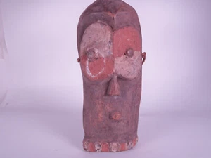 Antica maschera tribale in legno della tribù Bembe, proveniente dal Congo - Foto 1 di 7
