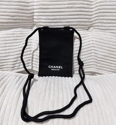 CHANEL BEAUTE Chanel Beauty Novelty VIP Gift Pouch For Travel Passport/valuables