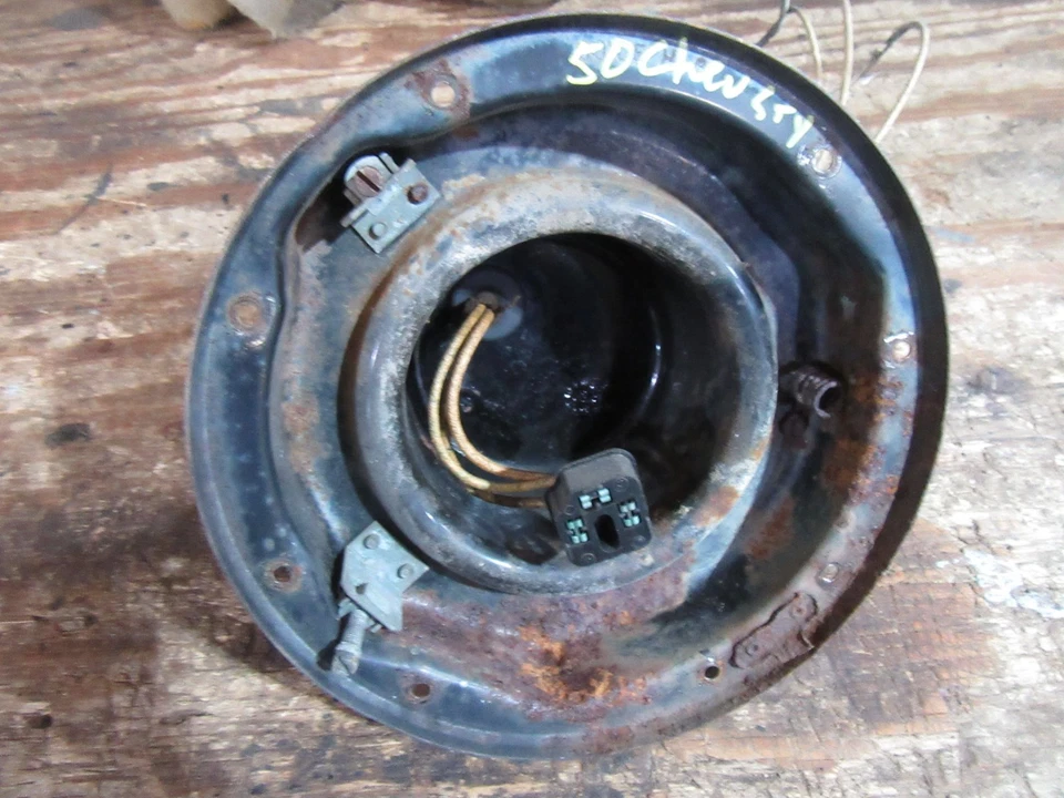 1949-1952 Chevrolet Styleline Fleetline автомобильная фара лампа крепление крыла чашка - Изображение 1 из 3