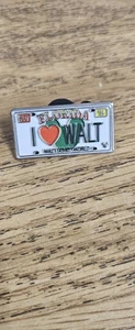 WDW - Hidden Mickey Collection - License Plate (I Heart Walt) Pin#47682 * - Picture 1 of 2