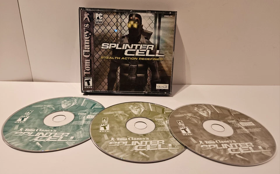 Tom Clancy's Splinter Cell PC CD-Rom Game 3 Disc Set Vintage 2002 Ubi Soft - Image 1 of 4