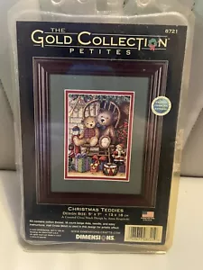 Dimensions Gold Collection CHRISTMAS TEDDIES Bears Counted Cross Stitch Kit 8721 - Picture 1 of 6