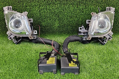 Par de luces antiniebla de xenón HID lado izquierdo y derecho OEM para Lexus IS250 IS350 2010-2013 Foto 1 de 4