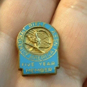 Asociación Nacional del Rifle Cinco Años Miembro Metal Vintage Pinback Honorable - Imagen 1 de 2