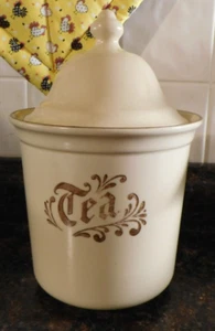 Pfaltzgraff Village Stoneware Tea Canister with Lid 509 - Picture 1 of 12