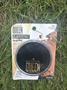 Covergirl Queen Lasting Matte Shine Control Powder - Golden Medium Q415 Sealed - Picture 1 of 2