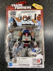 Transformers Generations Thrilling 30 Deluxe Class Crosscut MOSC