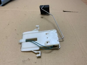 SENSORE LIVELLO CARBURANTE MERCEDES BENZ R171 SLK A1715420617 12 mesi di garanzia - Foto 1 di 5