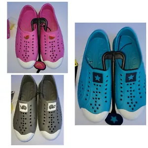 Sandali sneakers Eva impermeabili traspiranti bambini nuovi con etichette scarpe piscina VARIE - Foto 1 di 9