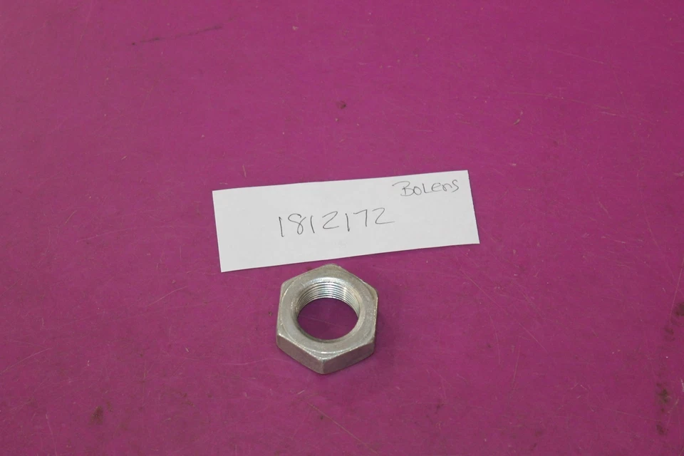 NOS Bolens Nut. Part 1812172. See pic. Foto 1 de 1