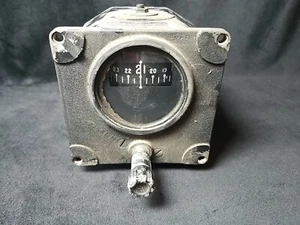 Vintage Electric Auto Lite Directional Gyro Indicator, AN 5735-1, Aviation Gauge - Picture 1 of 9