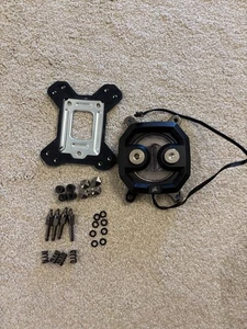 Corsair Hydro X Series, XC7 RGB CPU Water Block for Intel 115X/AMD AM4 Sockets  - Picture 1 of 2