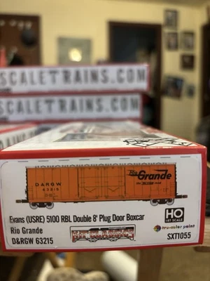 Evan’s (USRE) 5100 RBL Double 8’ Plug Door Box Car Rio Grande - Image 1 of 3