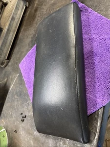 1995-1999 Toyota Avalon Center Console Black Leather Lid Armrest Assembly OEM - Bild 1 von 3