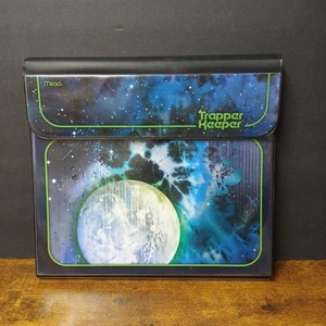 Trapper Keeper Binder OUTER SPACE Retro Geometric Portfolio w/ 2 Folders, 2022 - Picture 1 of 4