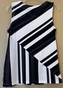 Top senza maniche Chico's nuovo senza etichette Travelers blu bianco arricciato a righe scollo scollo - Foto 1 di 9