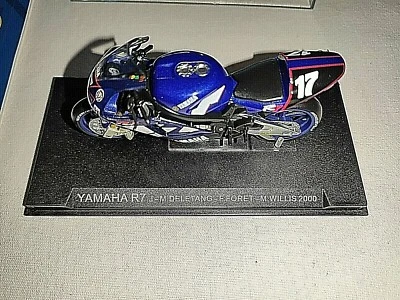 Yamaha R7 Deletang Foret Willis 2000 Moto Scale 1/24 Die Cast Model Grandi Moto - Image 1 of 2