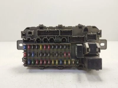 3820AS10G000 Caja Reles/Fusibles para HONDA CR-V (RD1/3) Básico (RD1) 20 186327 - Imagen 1 de 4