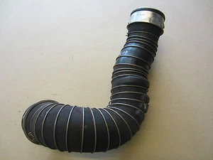 Ladeluftschlauch Mercedes W203 W 203 Schlauch Ladeluft 2035282682 180 200 Luft  - Bild 1 von 1