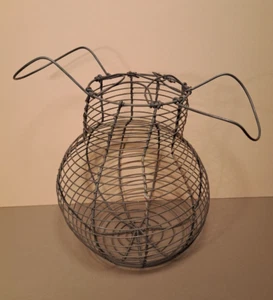Vintage 6.5" Diameter French Style Wire Egg Basket w/Folding Handles & Lid Rings - Picture 1 of 14