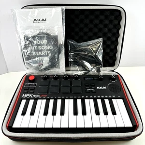 Akai Professional MPK Mini Play MK3 altoparlante tastiera portatile 25 tasti e custodia - Foto 1 di 8