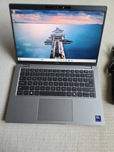 Dell Latitude 5450 14" Táctil Intel Core Ultra 7 165U 32GB RAM 512GB SSD 5 AÑOS WTY - Imagen 1 de 14