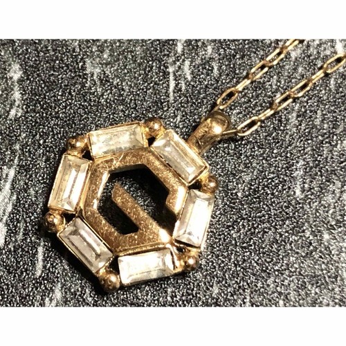 GIVENCHY Collana tono oro gioielli vintage piccoli segni di usura senza accessori