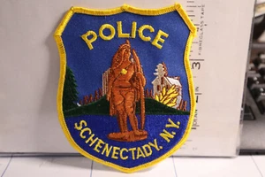 police patch  SCHENECTADY POLICE NEW YORK - Picture 1 of 1