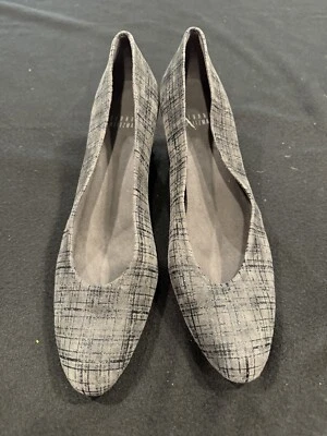 Stuart Weitzman серый и черный клетку выбитый замшевый блок насос каблуки, размер 9 - Изображение 1 из 4