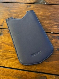 Véritable étui en cuir de veau bleu marine foncé Vertu Constellation V super RARE à avoir - Photo 1 sur 1