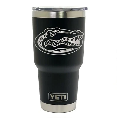Vaso de acero inoxidable negro grabado con láser Florida Gators YETI de 20 o 30 oz  Foto 1 de 2
