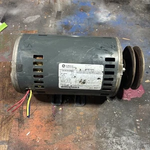 GE Commercial Motors / 5K49TN4360AZ / PH 3 / Electric Motor - Picture 1 of 5