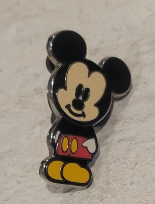 WDW Trading Pin Cast Member Exclusive Mini Pin Mickey Mouse #74237 2009 - Image 1 of 3